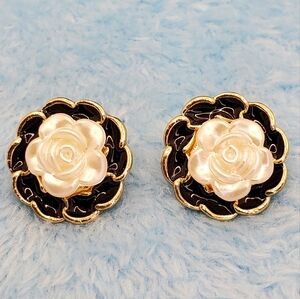 NEW Camellia Flower Stud Earings